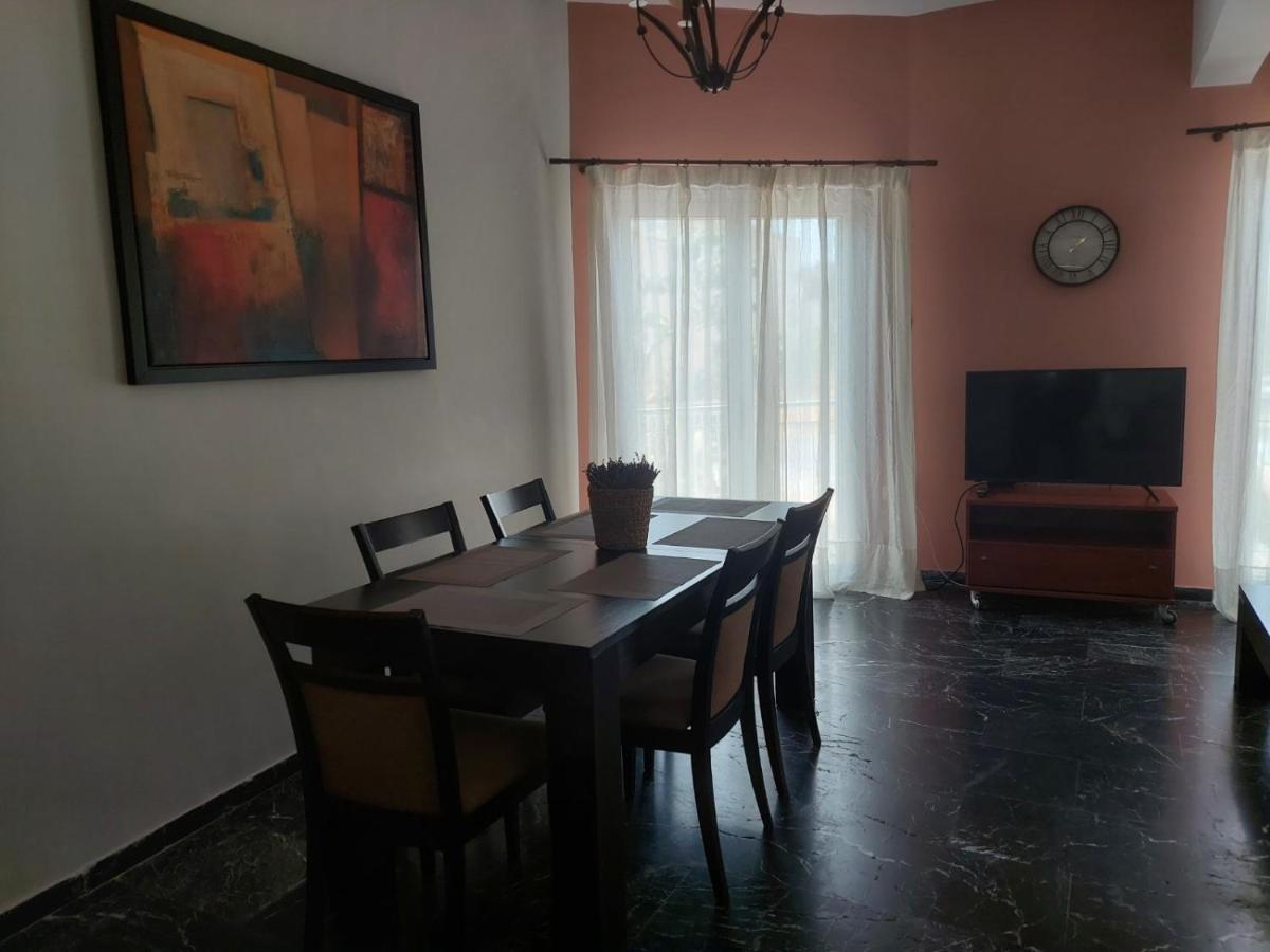 Πιθοσ Ενοικιαζομενη Κατοικια Villa Каламата Екстериор снимка